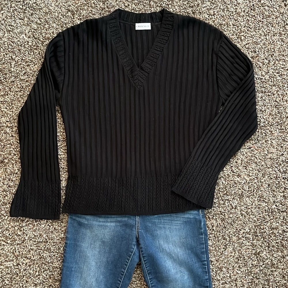 CB Design Black Knit Ribbed Vneck Pullover Sweater, Size Large, Lace Trim